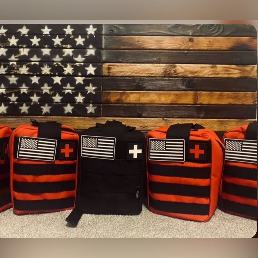 Tactical basic first aid kit